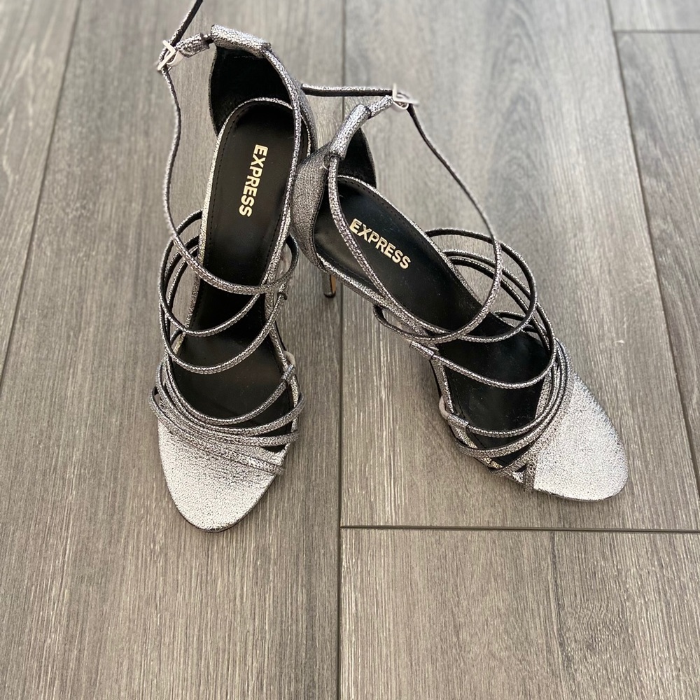 Express grey heels